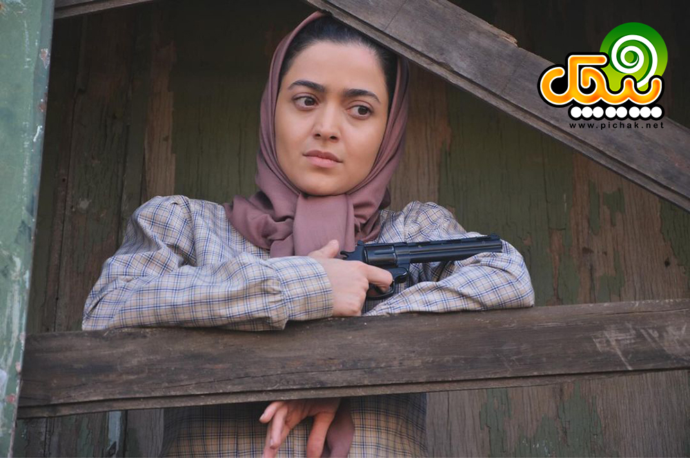 سمانه منیری در فیلم فسیل