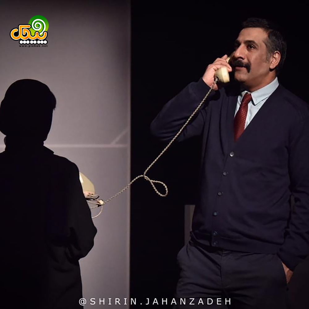 محمد نادری در نمایش سقوط در کوه مورگان