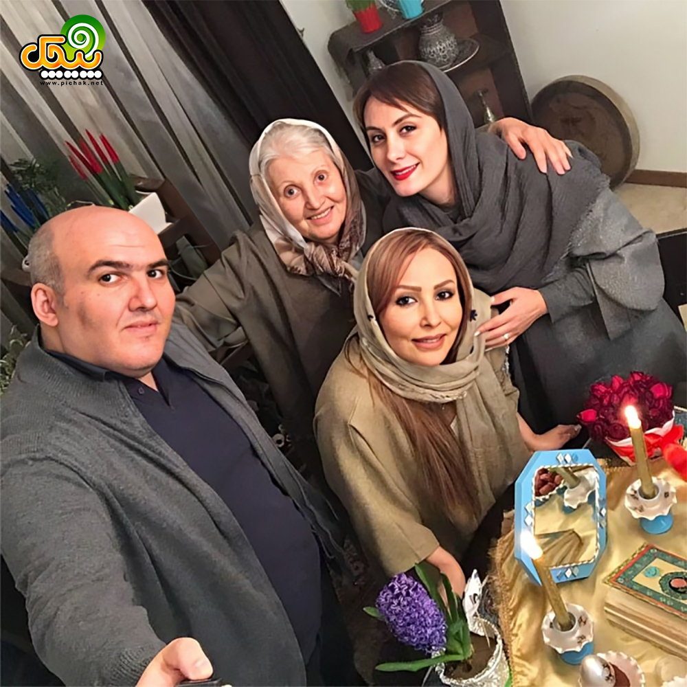 پرستو صالحی و خانواده اش