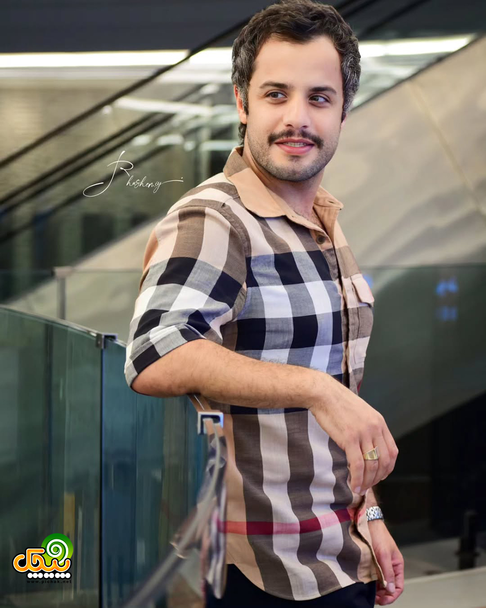 پژواک ایمانی