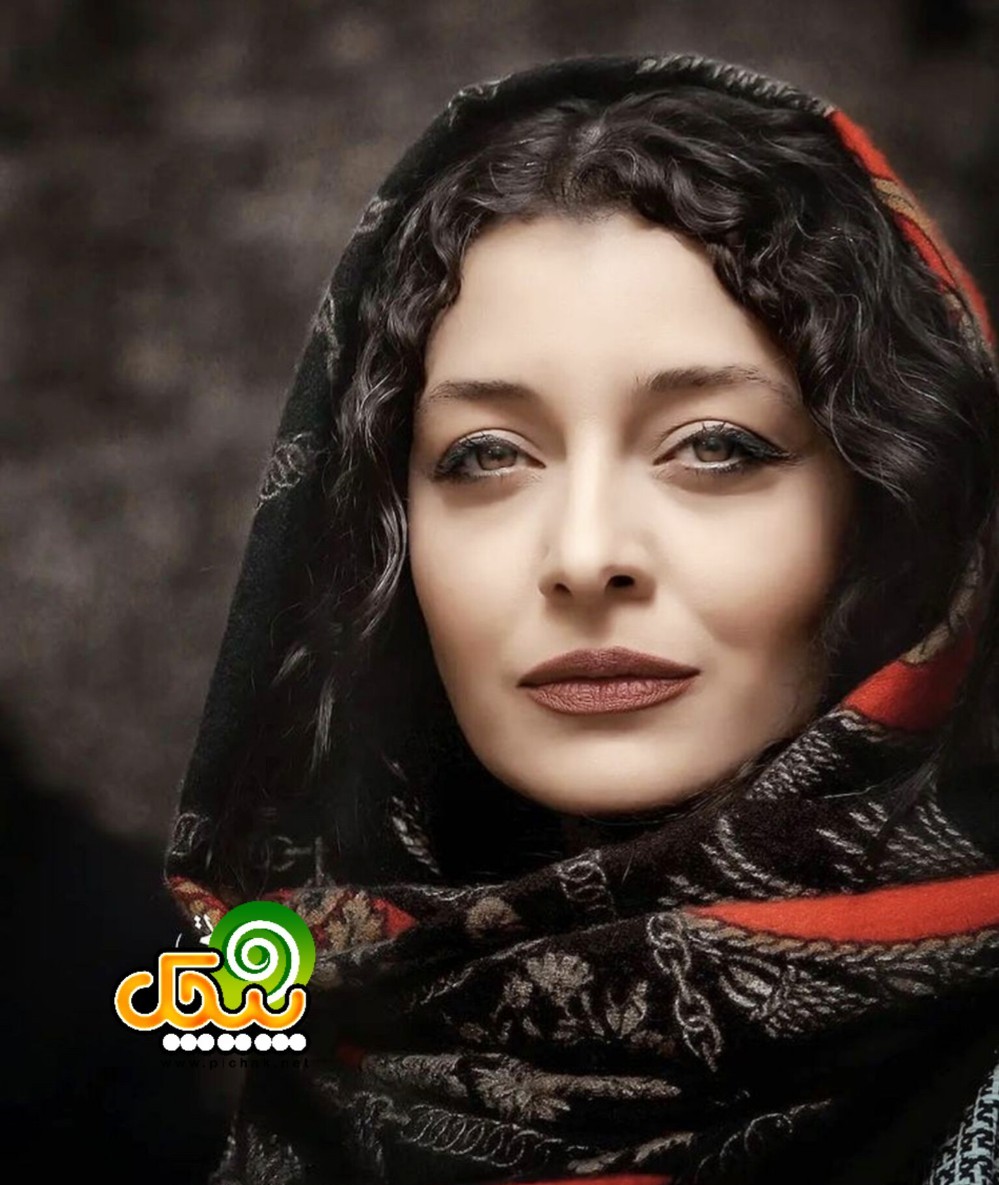 ساره بیات
