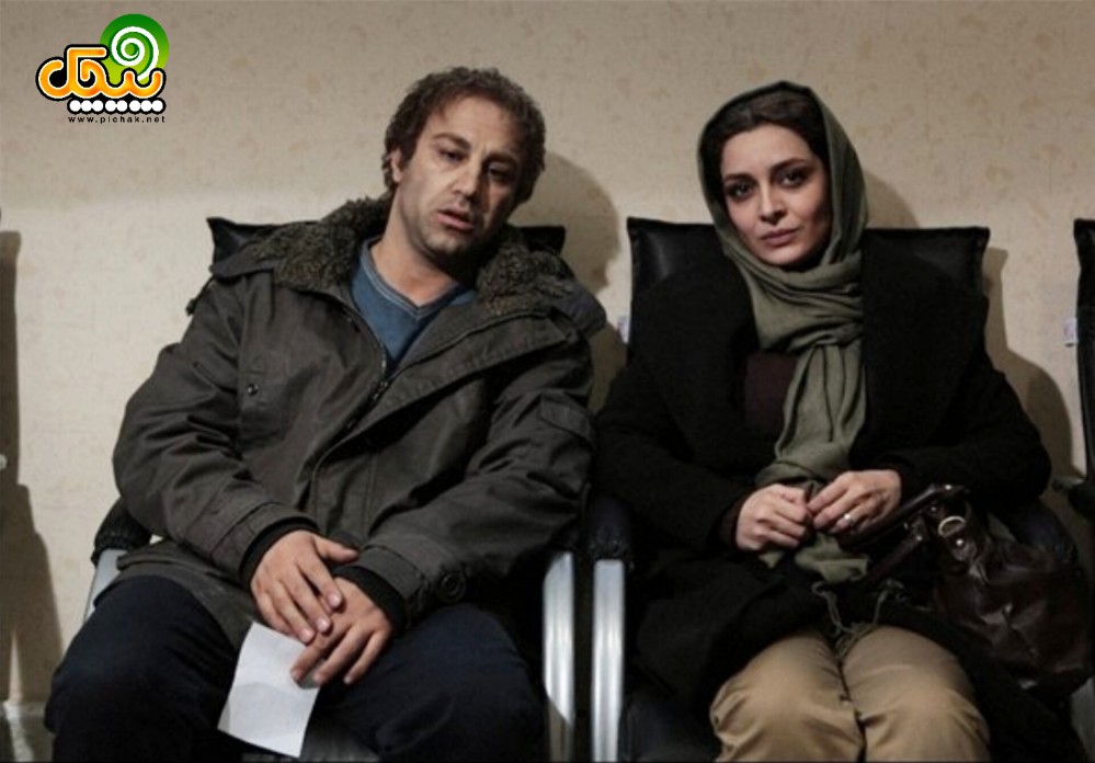 ساره بیات در کنار محسن تنابنده در فیلم سینمایی لامپ 100