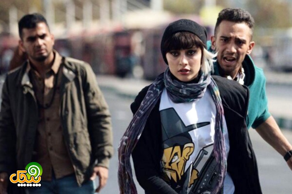 ترلان پروانه در فیلم سینمایی گربه سیاه