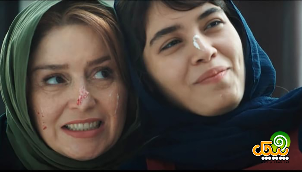 ژاله صامتی در فیلم شب اول 18 سالگی width=